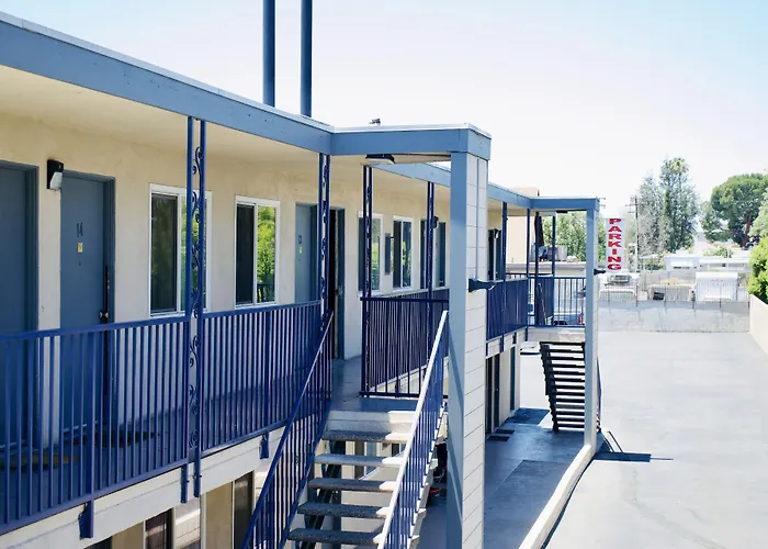 Red Carpet Motel By Ontario