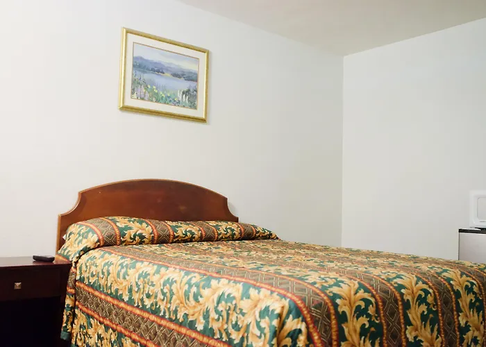 Red Carpet Motel By Ontario