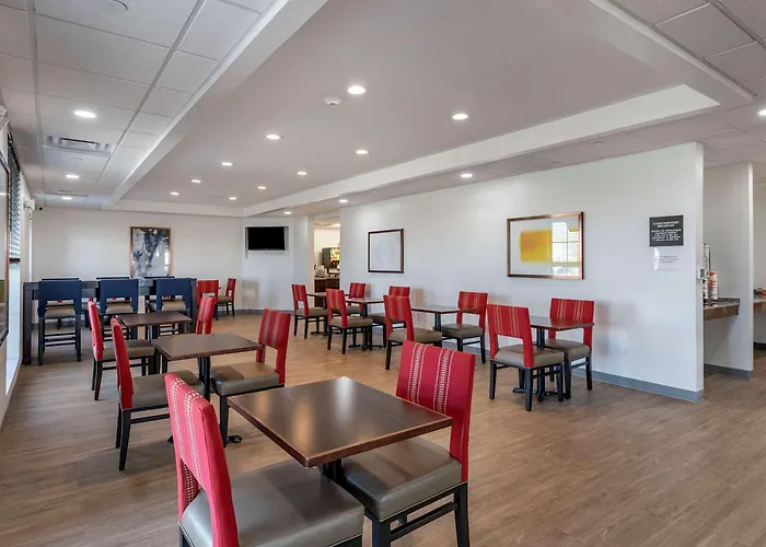 Comfort Inn & Suites Bennett