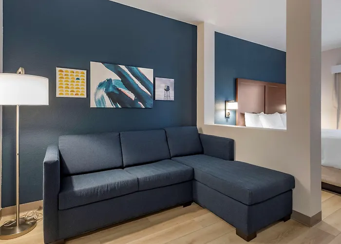 Comfort Inn & Suites Bennett