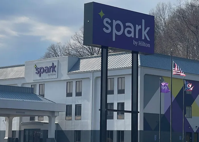 Spark By Hilton Newcomerstown