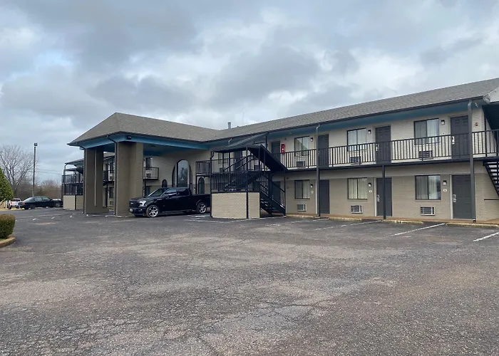 Savannah Lodge