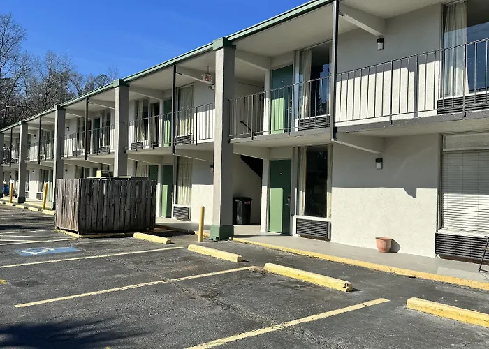 Heritage Inn