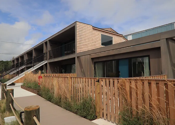 The Shoals Suites & Slips