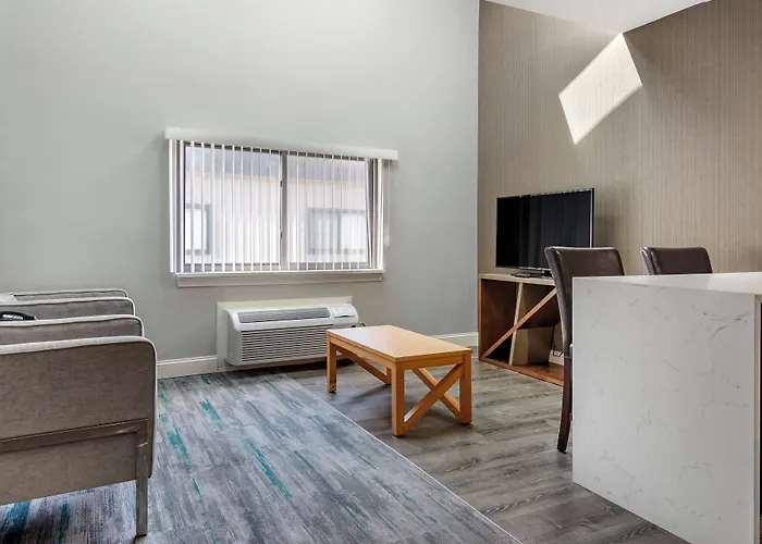 Somerset Lofts