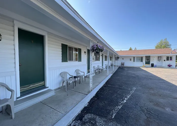 Cedars Motel