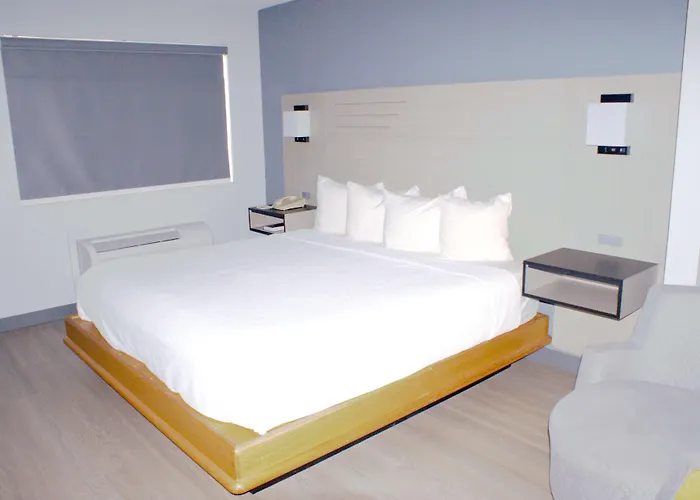 Sonesta Essential Van Buren-Fort Smith