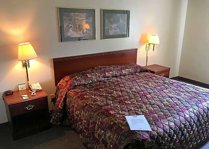 Country Hearth Inn & Suites Willard