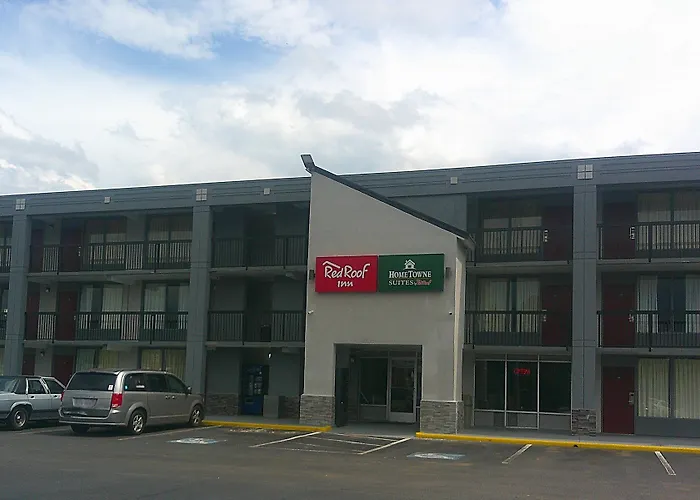 Hometowne Studios By Red Roof Richmond - Airport Sandston