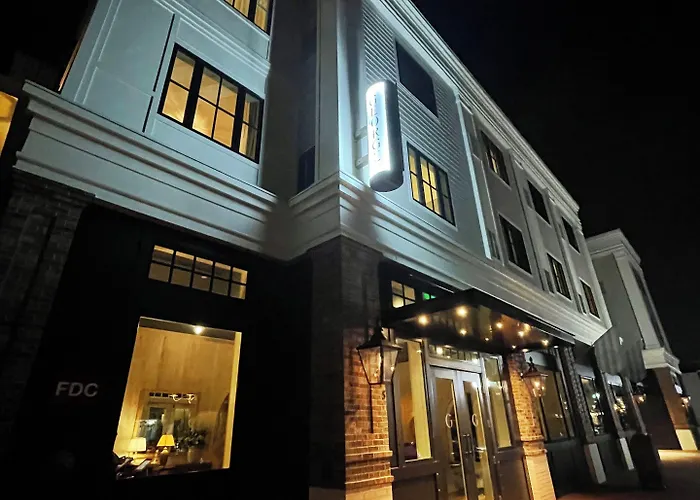 The George Hotel