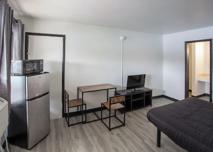 Glenstone Place Extended Stay Motel