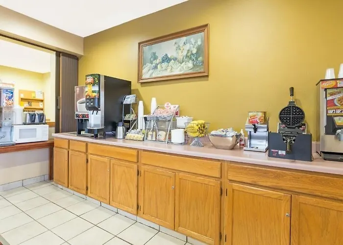 Western Inn & Suites