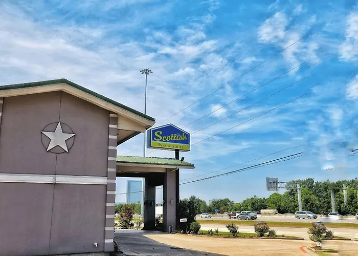 Scottish Inns & Suites Shenandoah Woodlands Mall