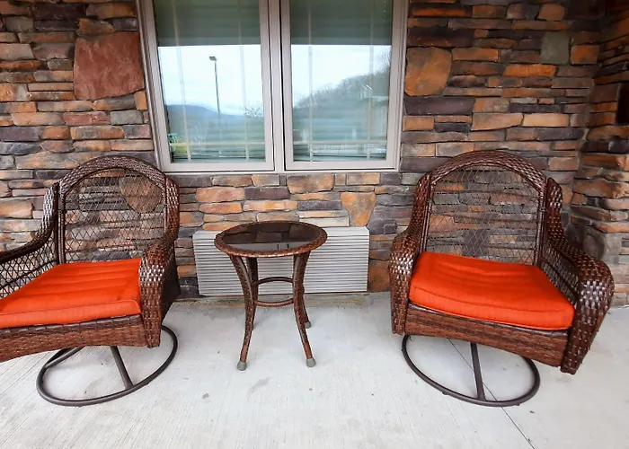 Stonebrook Lodge