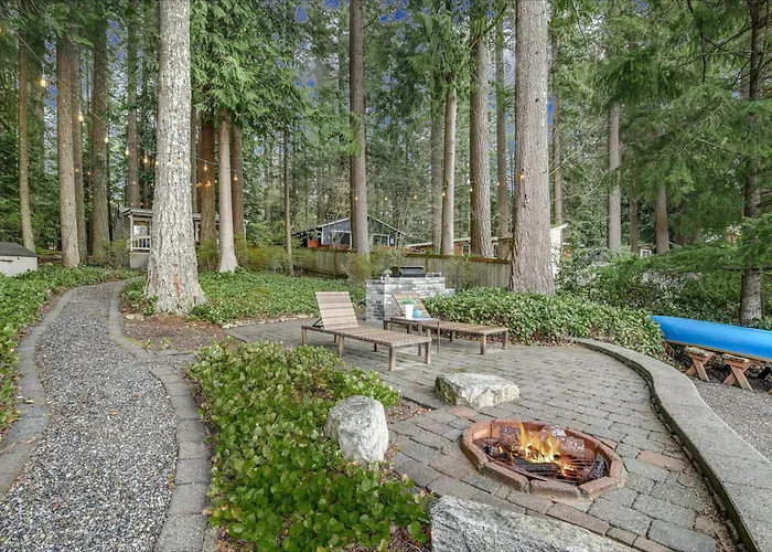 Sunset Chalet At Lake Alice