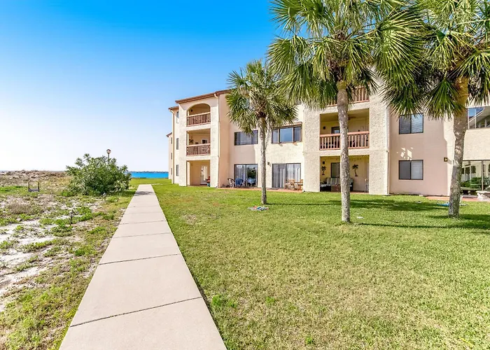 Sunset Harbor Palms 2-304