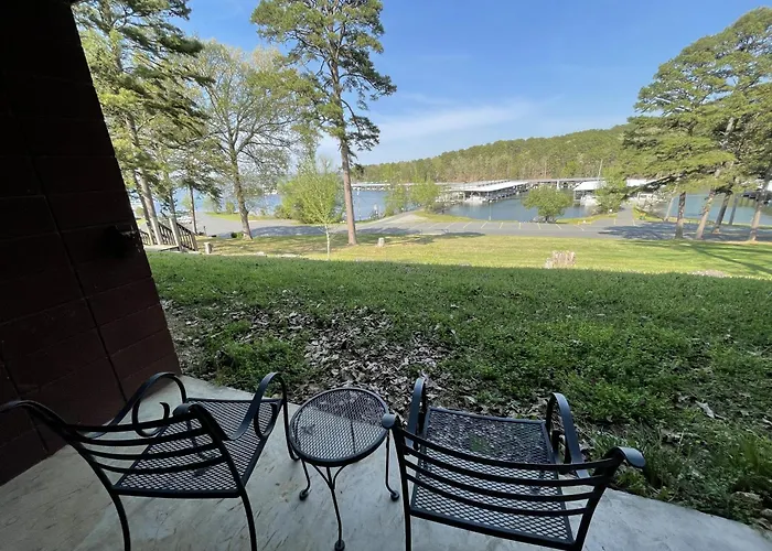 Gr9 - Mountain Harbor King Guest Room On Lake Ouachita