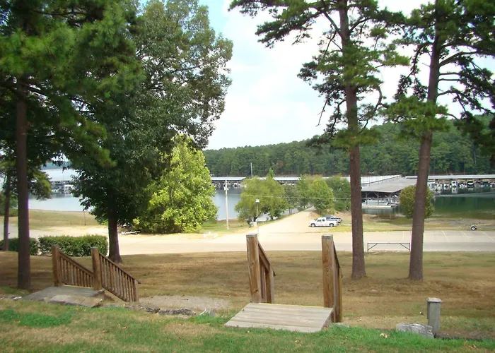 Gr11 - Mountain Harbor King Guest Room On Lake Ouachita