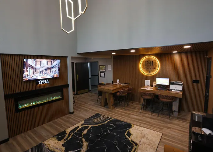 Plymouth Suites