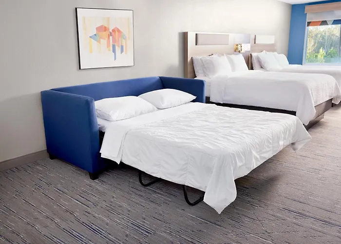 Holiday Inn Express & Suites Calera North By Ihg