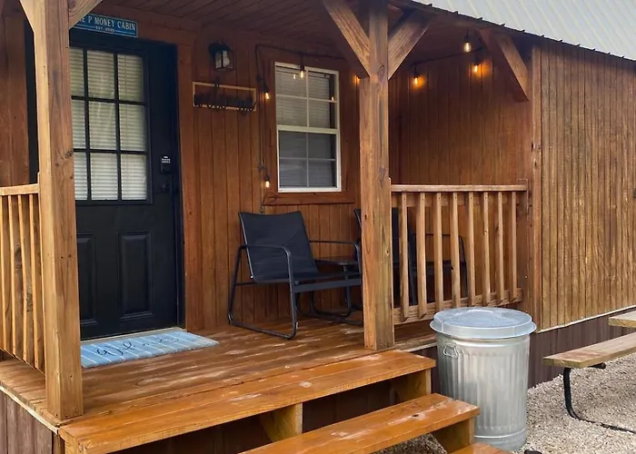 Cozy Little Cabin