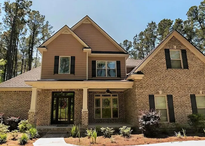 Sasa Deer Lodge Superb 6-Bedroom House With Ac