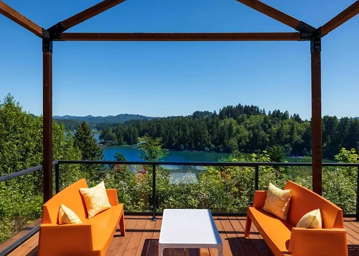 Tenmile Lakeview Hideaway