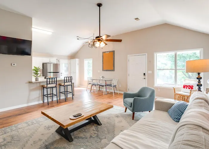 1 Mi To Ole Miss: Pet-Friendly Retreat W/ Yard