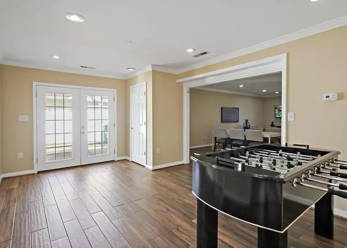 Entertaining 5 Bedrooms Luxury Dc Vibe