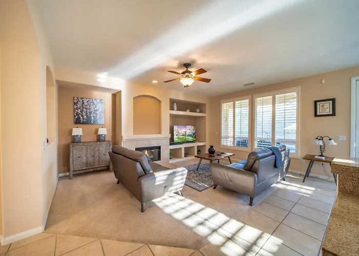 Rancho Mirage Gem - Private Pool Fireplace More