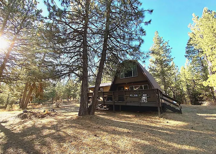 Ponderosa - 5-Acre Retreat With Serene Views By Lake Cascade