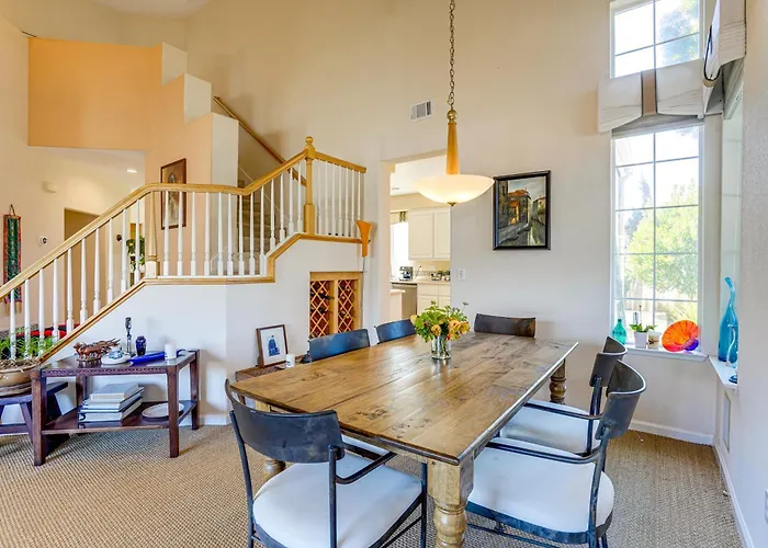 1 Block To Bay: Pet-Friendly Retreat In Alameda!