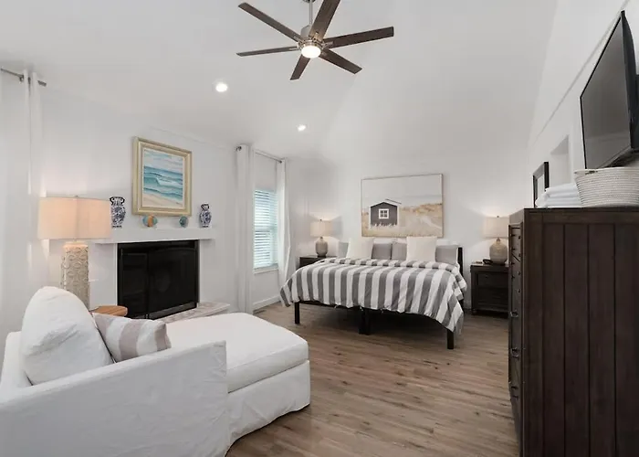 Heated Pool Dog Friendly Hot Tub Walk To Beach