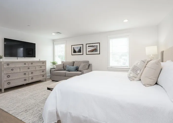 Thomas Sea Suites Penthouses