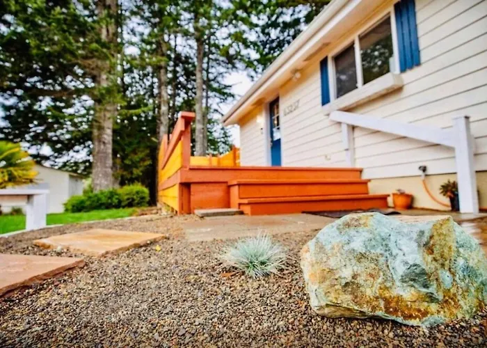 Crown Point Hideaway