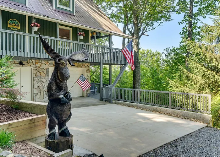 Decks + Lake Access: Scenic North Carolina Retreat
