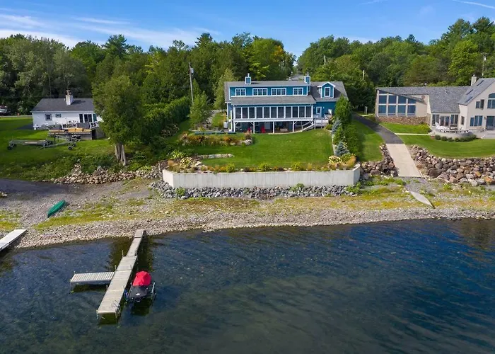 Smooth Sailing On Lake Champlain In Ny!