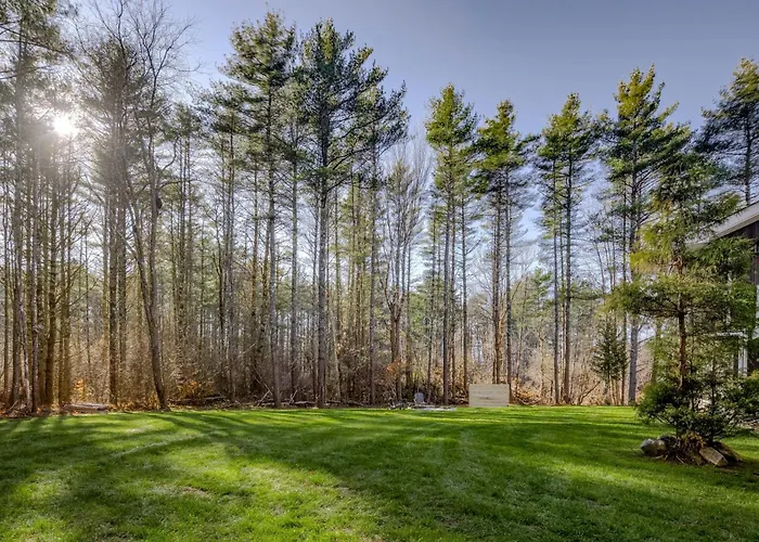 Modern Gem On 15 Acres, 5 Mi To Old Orchard Beach!
