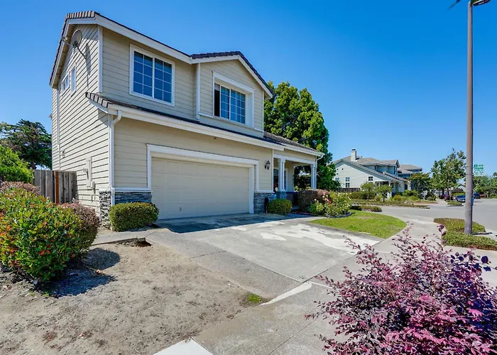 1 Block To Bay: Pet-Friendly Retreat In Alameda!