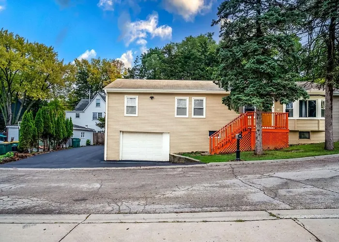 The Main Stay - Mineola Bay Lakeview And Access - Fully Furnished Monthly & Seasonal Rental In Fox Lake