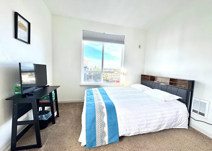 2B2B Apartment With Stunning Window -7Min To Dome