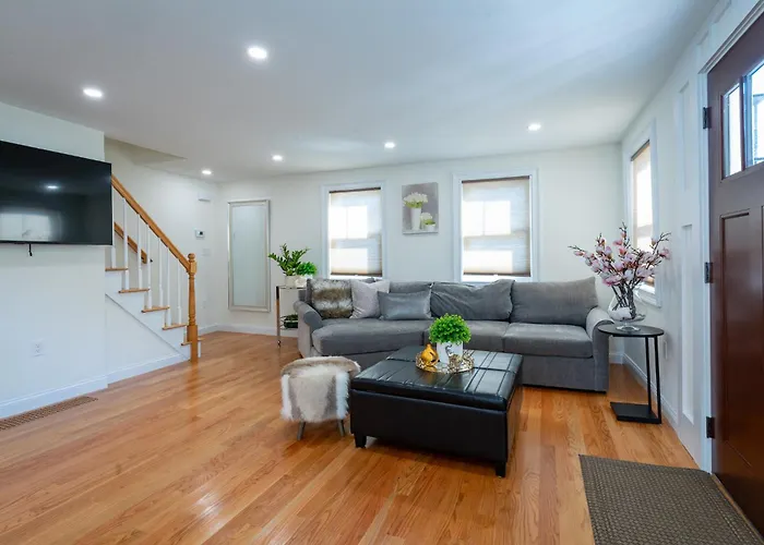 Elegant 4Br Home Yard 4 Parking In Dedham