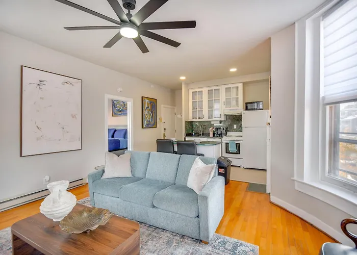 Steps To Elizabeth River & Dtwn! Portsmouth Condo