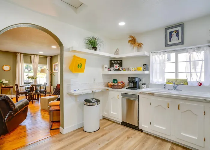 Pet-Friendly Susanville Home W/ Pickleball Court