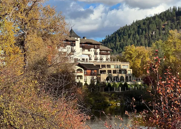 Luxury One Bedroom Condo - Downtown Leavenworth