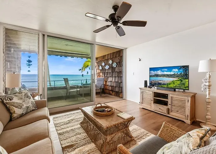 Kulakane 212- Oceanfront Condo, Coastal Vibes, Island Views