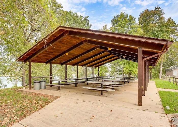 Pet Friendly! Norfork Lake Getaway W/ Fire Pit