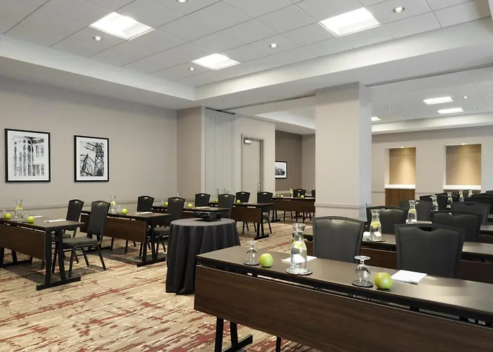 Hilton Garden Inn Chicago Downtown/Magnificent Mile