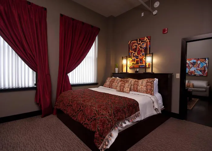 The Giacomo Niagara Falls Ny, An Ascend Collection Hotel