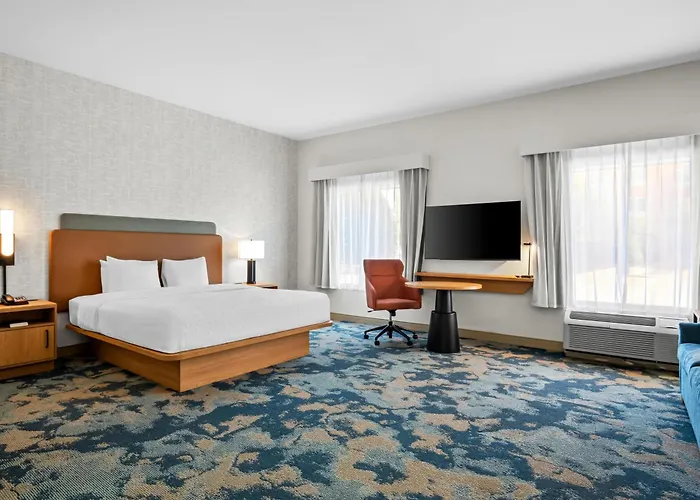Hampton Inn And Suites Waxahachie